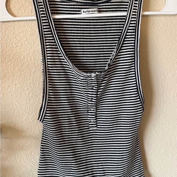 Reformation Tops - Reformation Monochrome Striped Tank Top